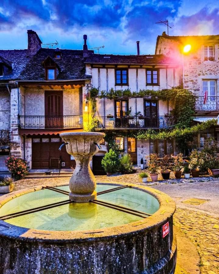 Chambre D Hotes Avec 2 Petits Dejeuners Ou Gite Najac Esterno foto
