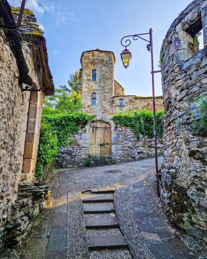 Chambre D Hotes Avec 2 Petits Dejeuners Ou Gite Najac Esterno foto