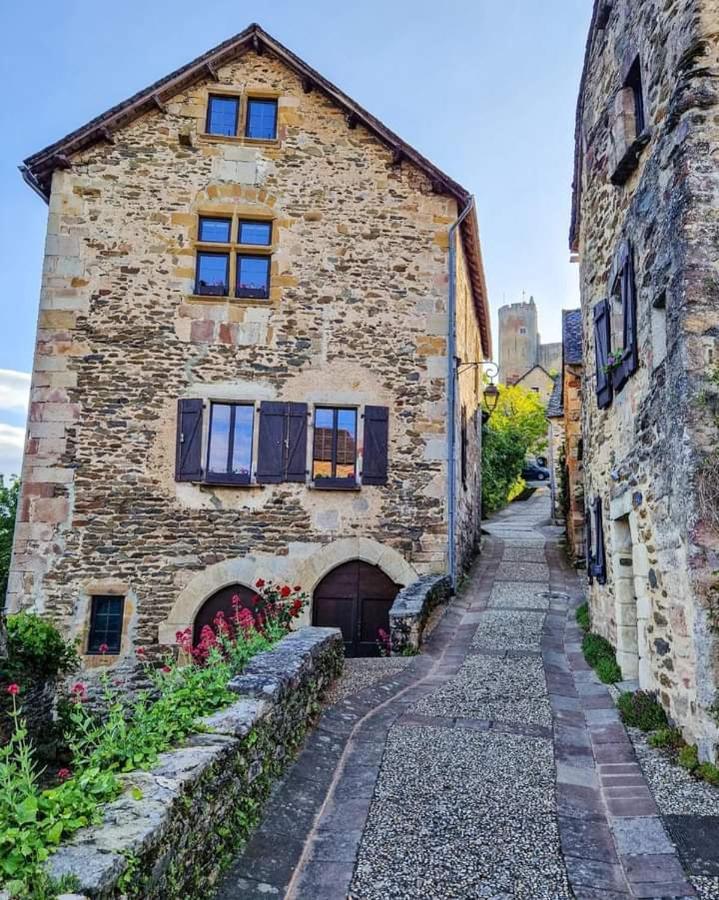 Chambre D Hotes Avec 2 Petits Dejeuners Ou Gite Najac Esterno foto